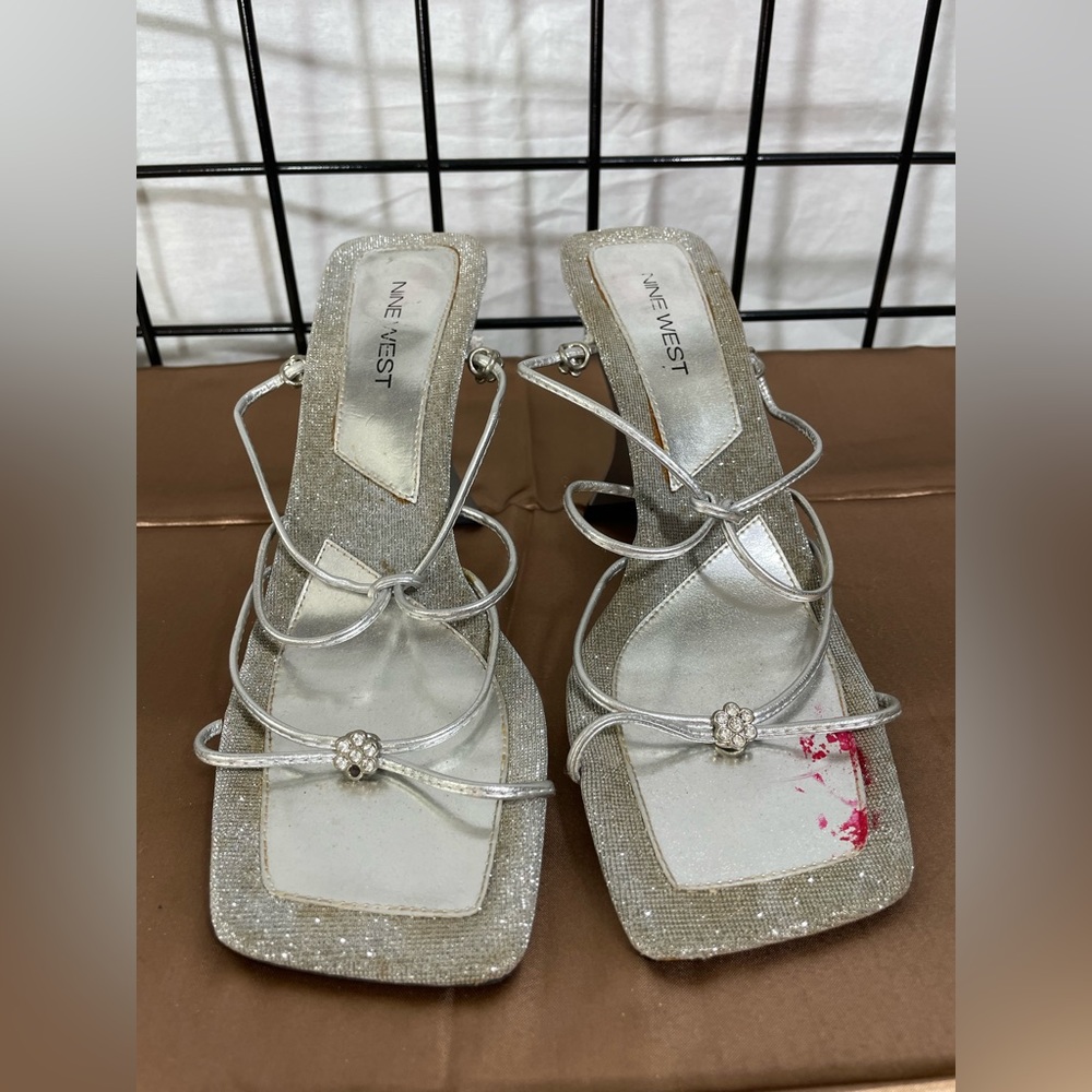 Nine West Vintage Y2K square toe sandal